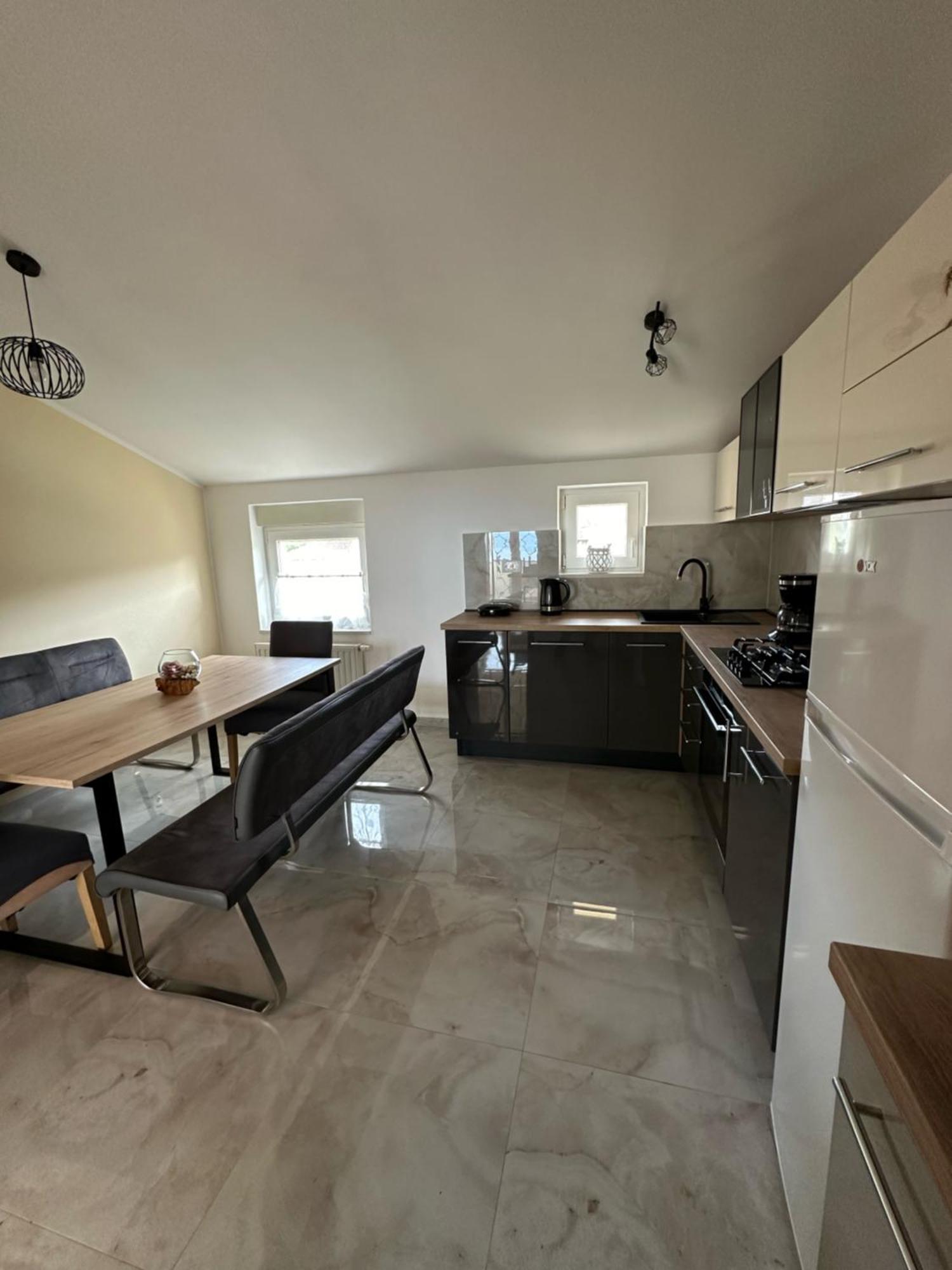 Apartmani Sandra Malinska Sveti Vid-Miholjice Exterior foto